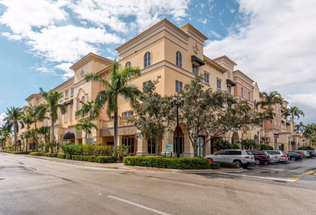 Boynton Beach FL building exterior