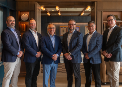The 6 founders of Kintra posing for a photo